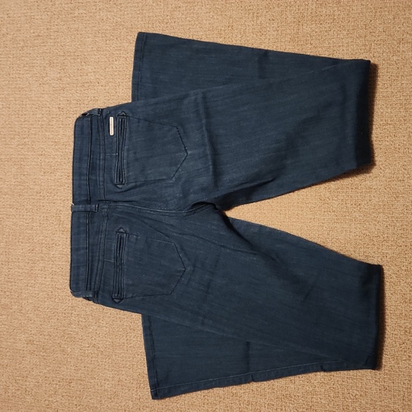 "Vintage" Guess Flare Jeans - Picture 3 of 3